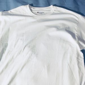 CHAMPION White Tee Men’s Large
